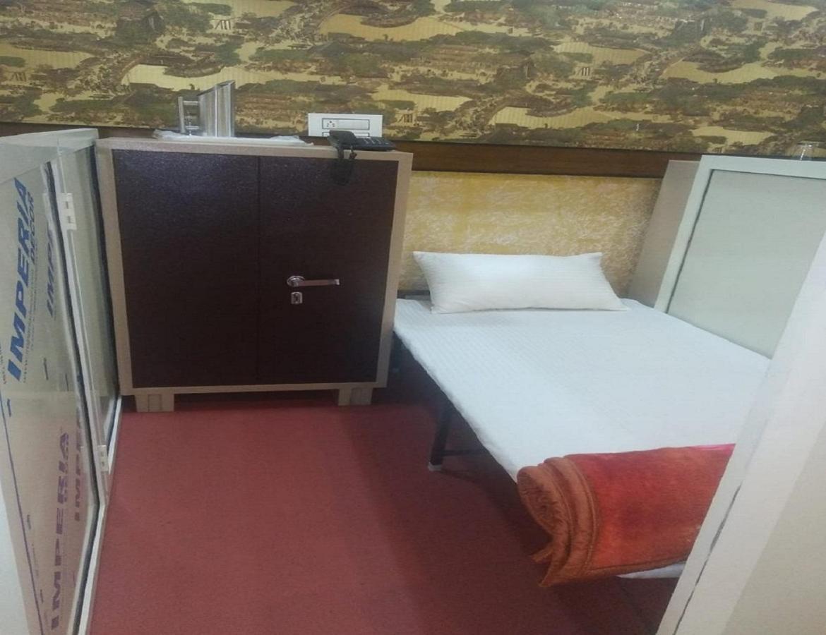 Hotel Eurasia Mohali International Airport Zirakpur Экстерьер фото