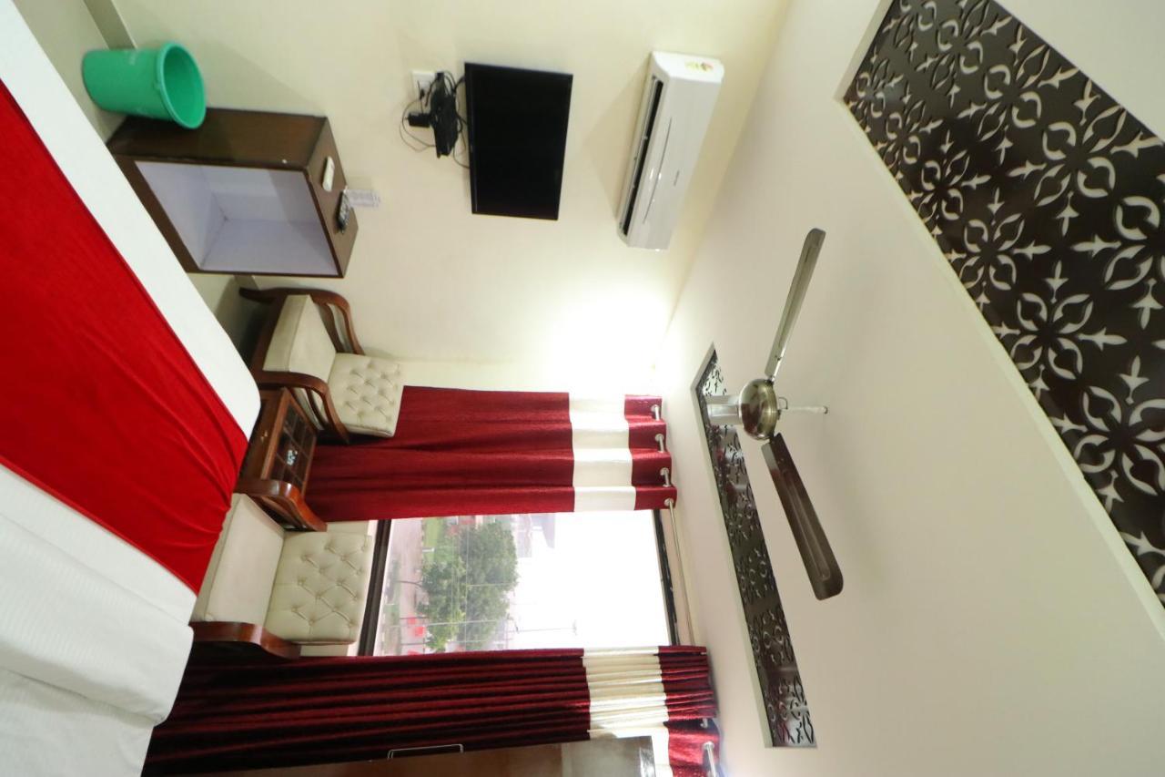 Hotel Eurasia Mohali International Airport Zirakpur Экстерьер фото